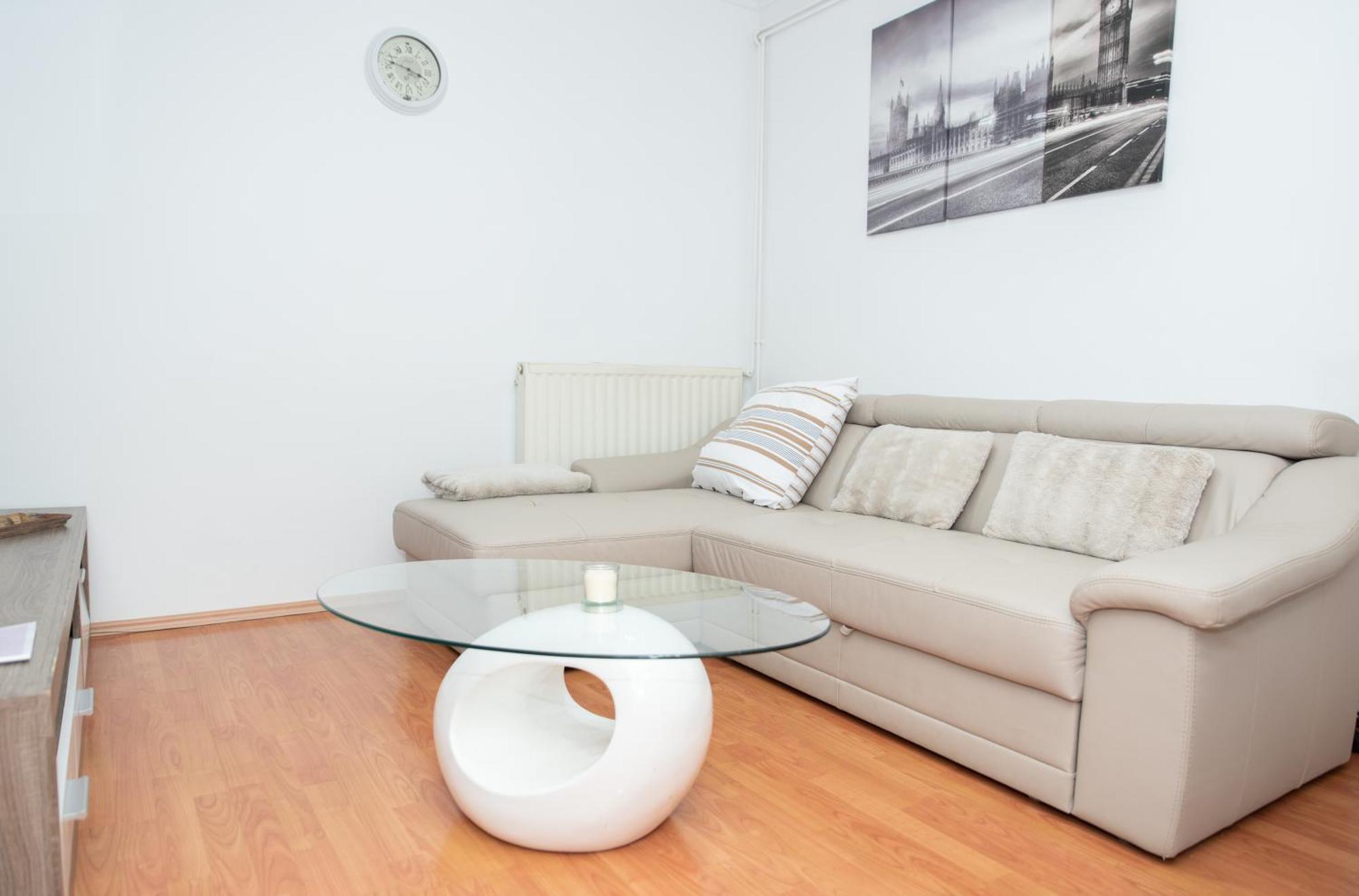 Apartments Sentvid ลูบลิยานา ภายนอก รูปภาพ