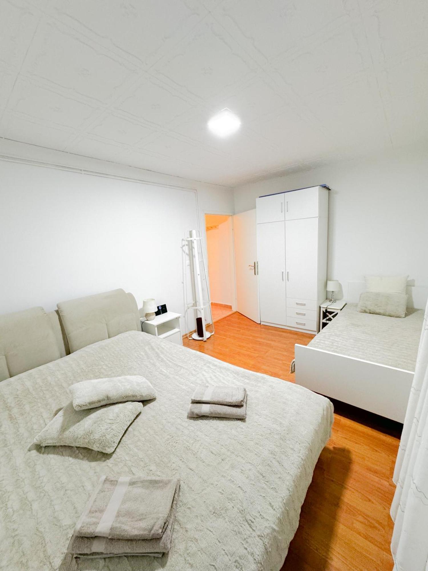 Apartments Sentvid ลูบลิยานา ภายนอก รูปภาพ